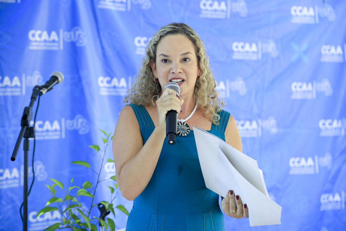 Carolina Nunes é diretora do CCAA da UFS. (foto: Adilson Andrade/Ascom UFS)